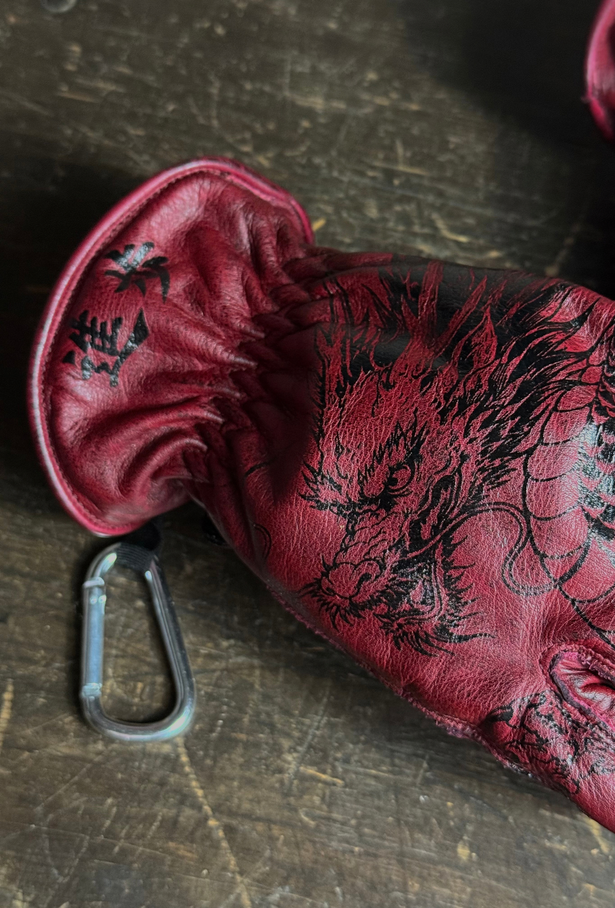 'Dragon Rider' Red Leather Gloves