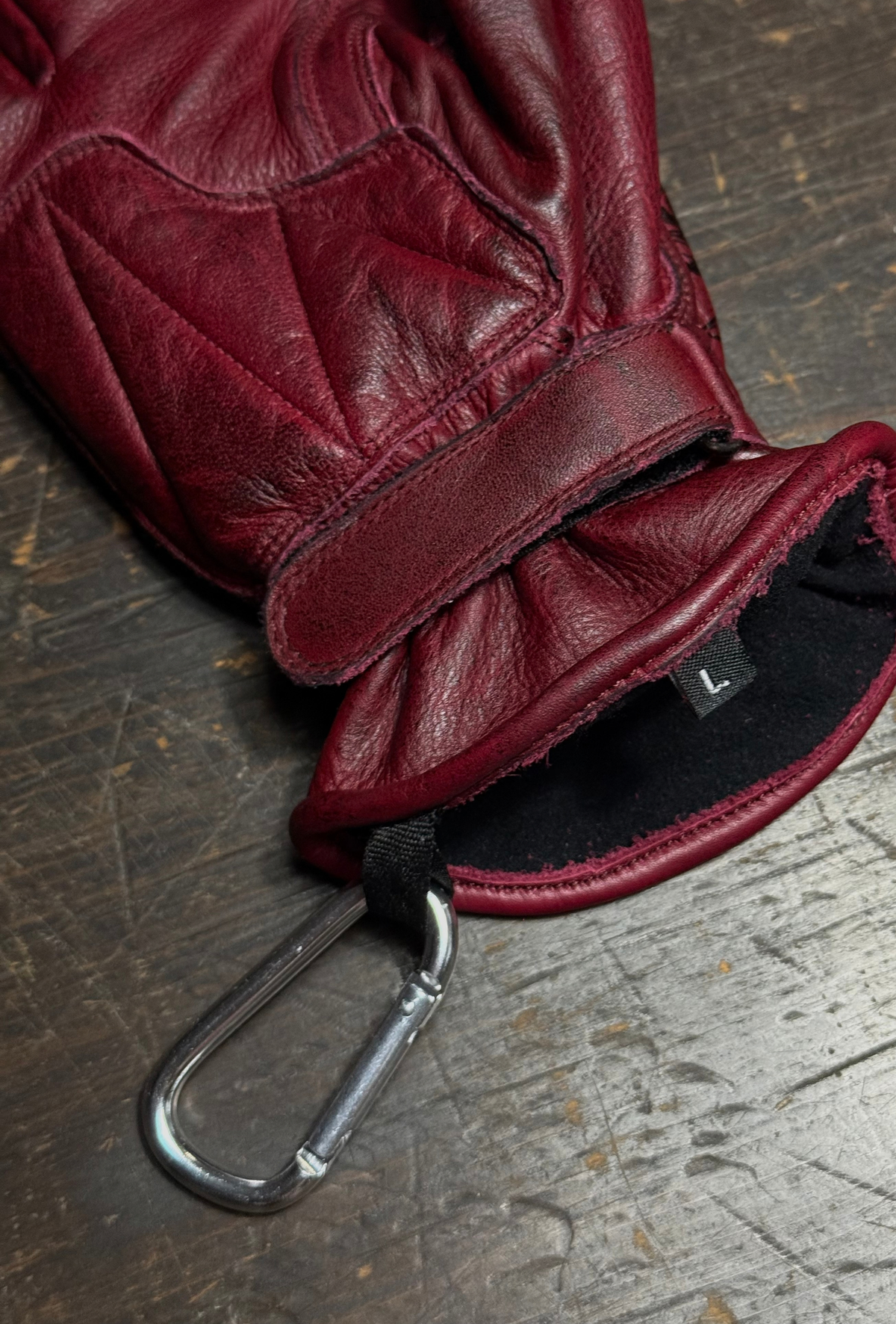 'Dragon Rider' Red Leather Gloves