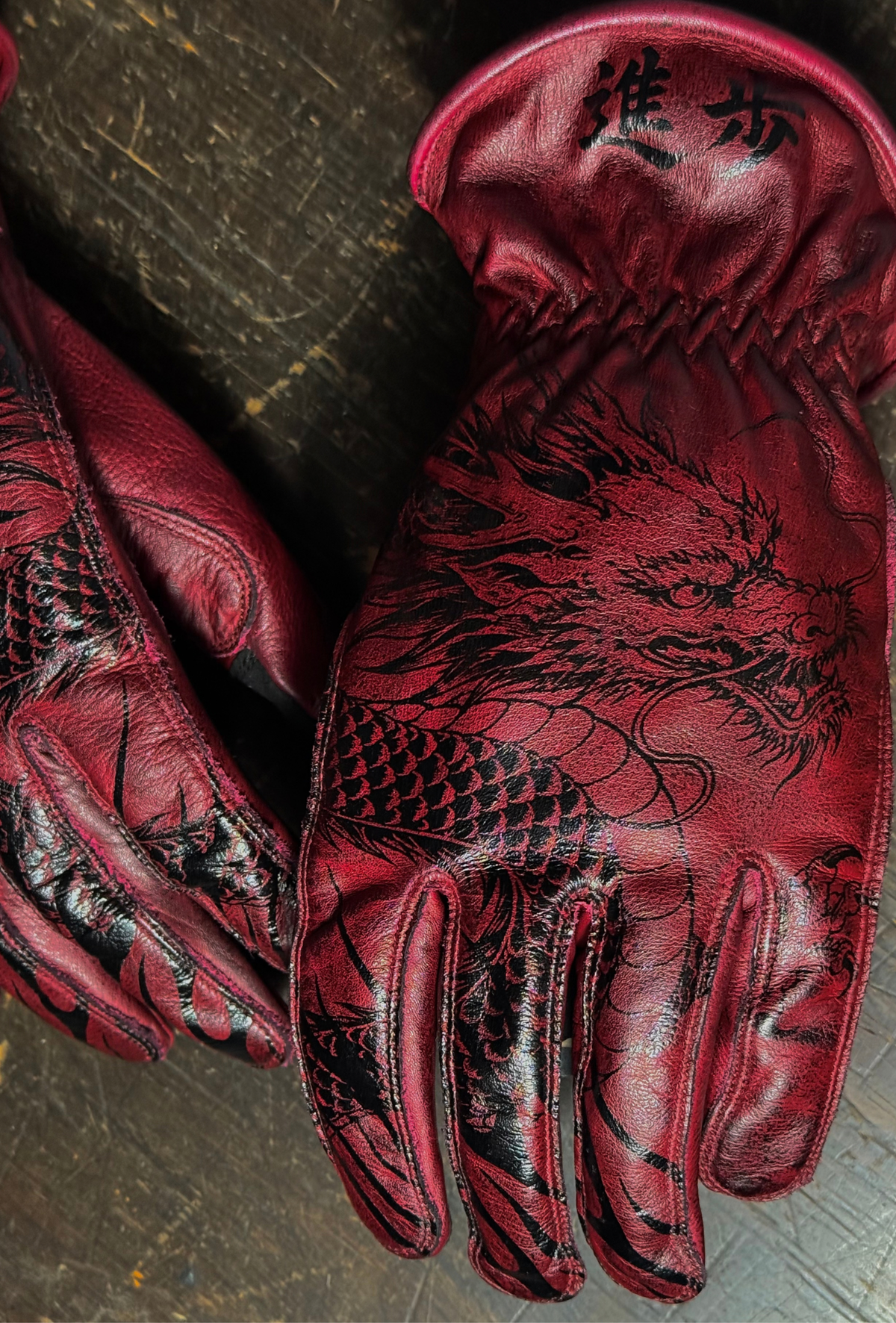 'Dragon Rider' Red Leather Gloves